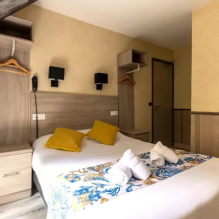 Maleville, Logis Pontet 2* Beynac-et-Cazenac